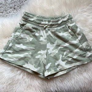 Old Navy Girls Camo Shorts